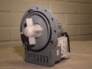 bombas de agua Repuestos en Chile en Santiago |  bombas de agua haolin, tipo askoll, excelente calidad, $3.200 netos, despacho a provincias, en todo chile